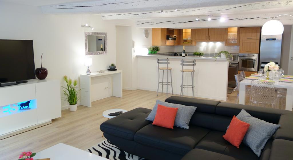 Arles' Haven - Le Loft Du Centre Lejlighed Værelse billede