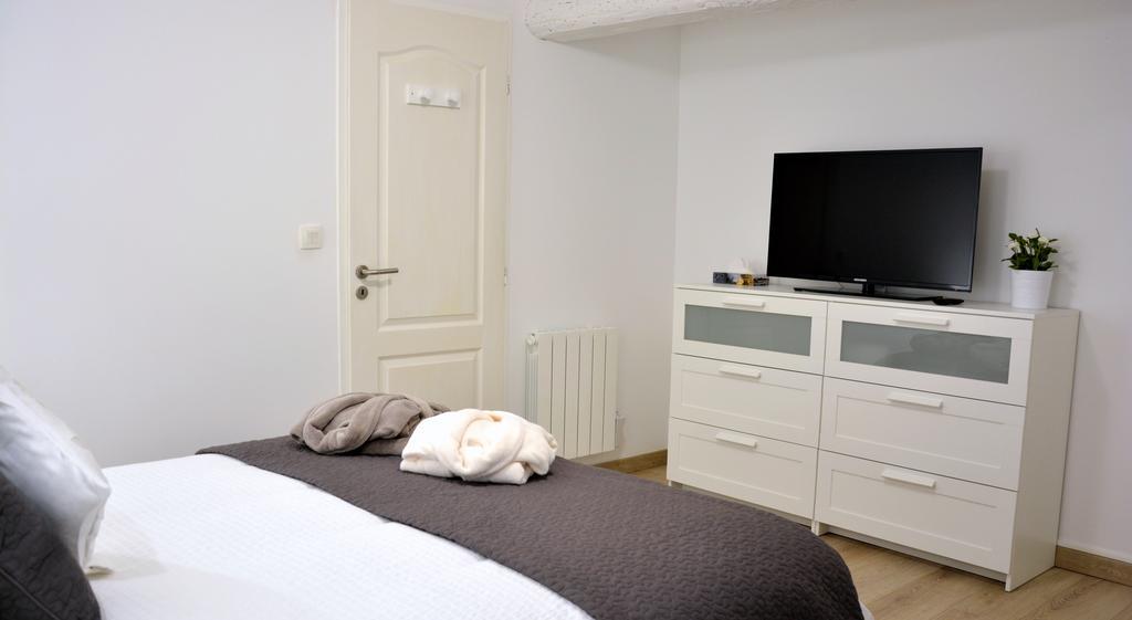 Arles' Haven - Le Loft Du Centre Lejlighed Værelse billede