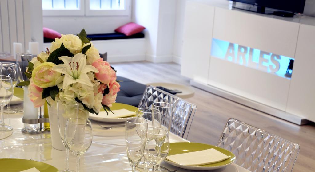 Arles' Haven - Le Loft Du Centre Lejlighed Værelse billede
